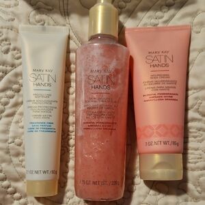 Mary Kay Satin Hands Trio - Pink and Cream